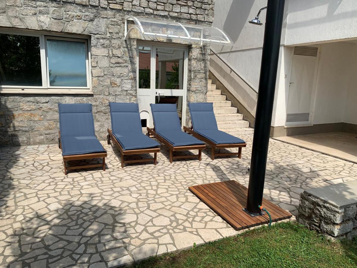 Deluxe Apartment Dora With A Private Parking, Terrace And See View Rijeka Exterior foto