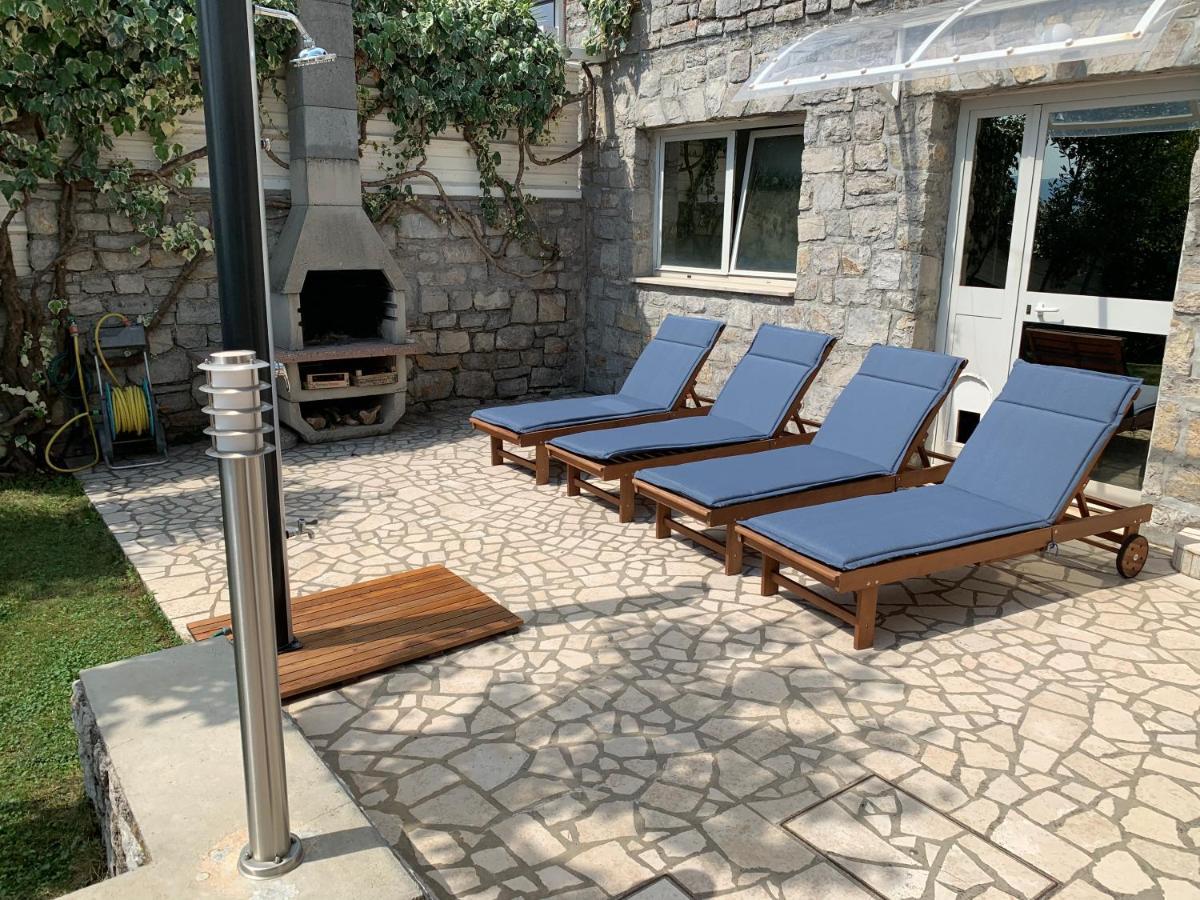 Deluxe Apartment Dora With A Private Parking, Terrace And See View Rijeka Exterior foto